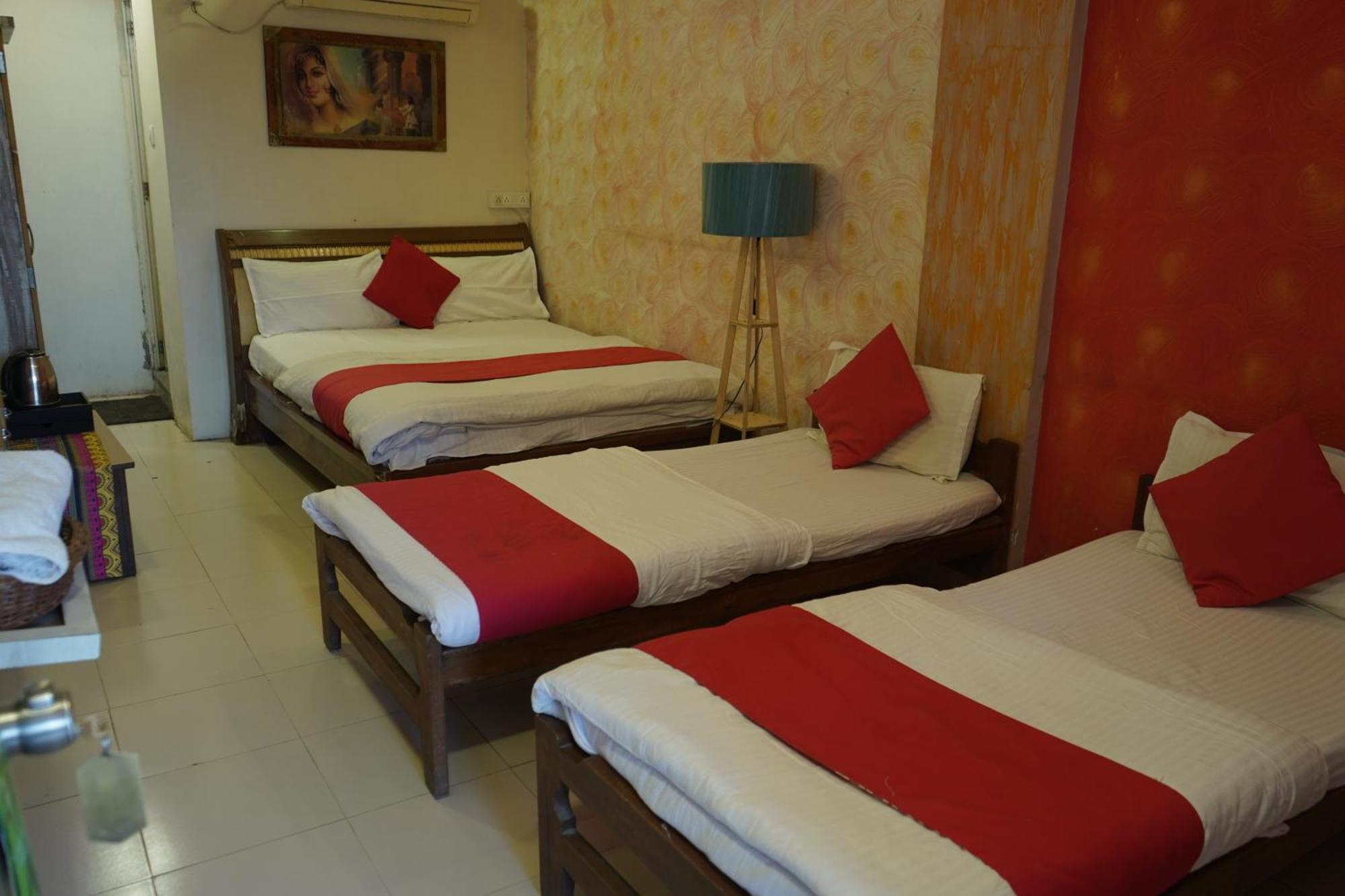 Hotel Krishna Ahmedabad Exterior foto